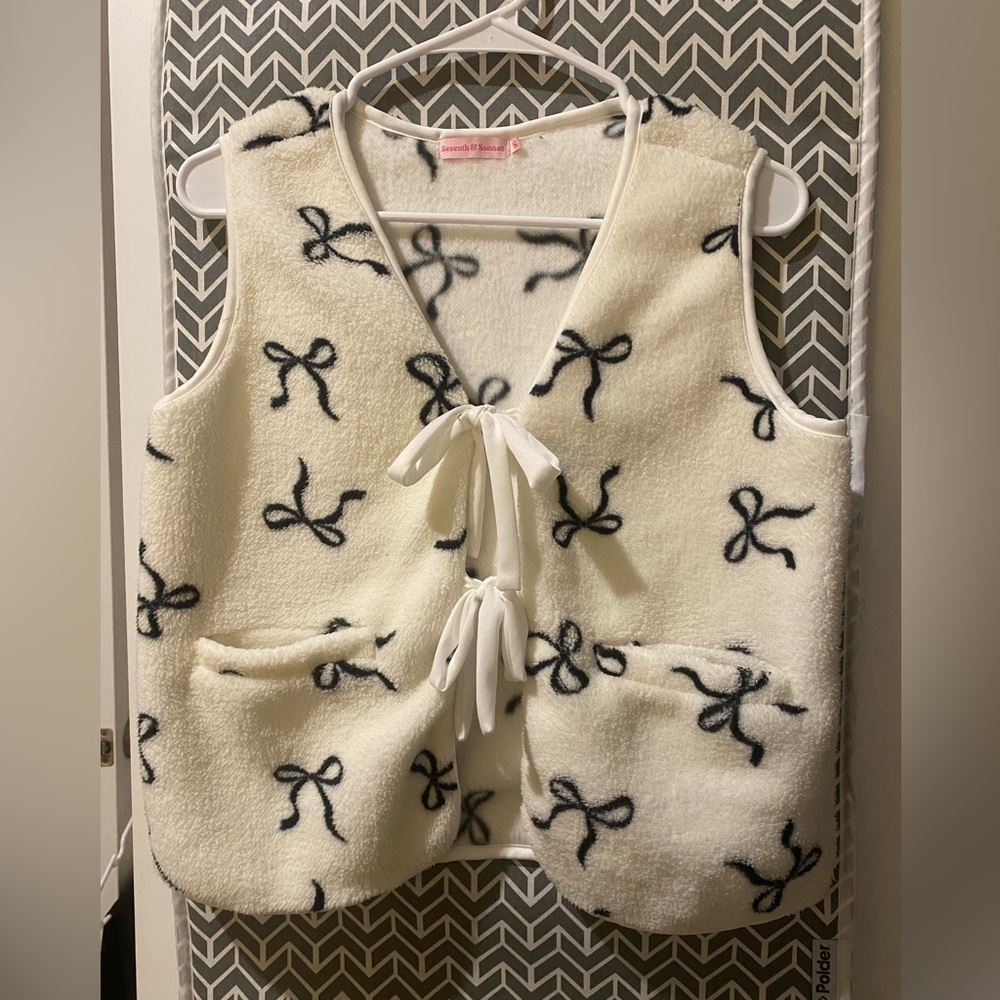 New Without Tag Seventh & Sunset Fleece Vest Size  8